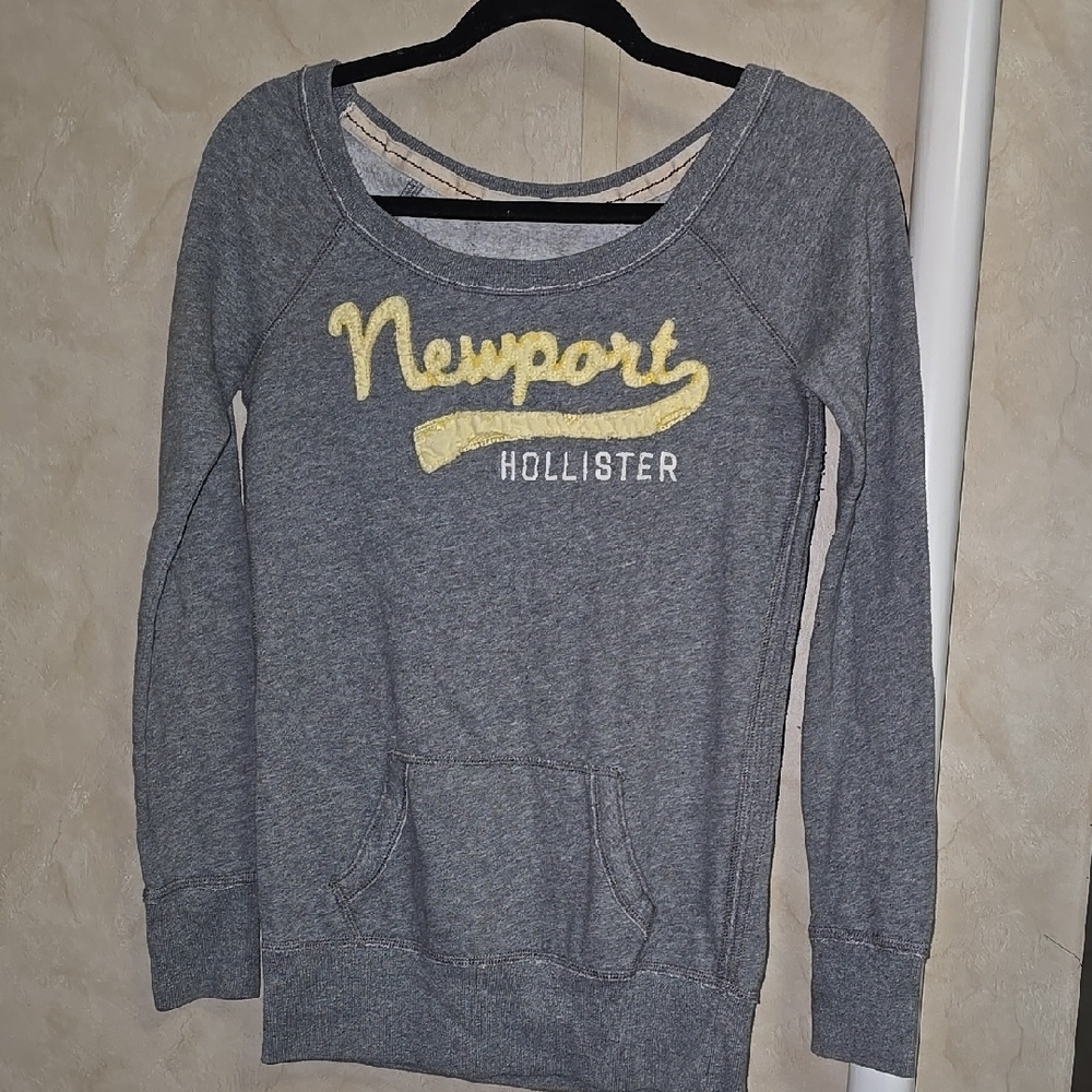 Hollister Gray Sweatshirt with Yellow Logo
